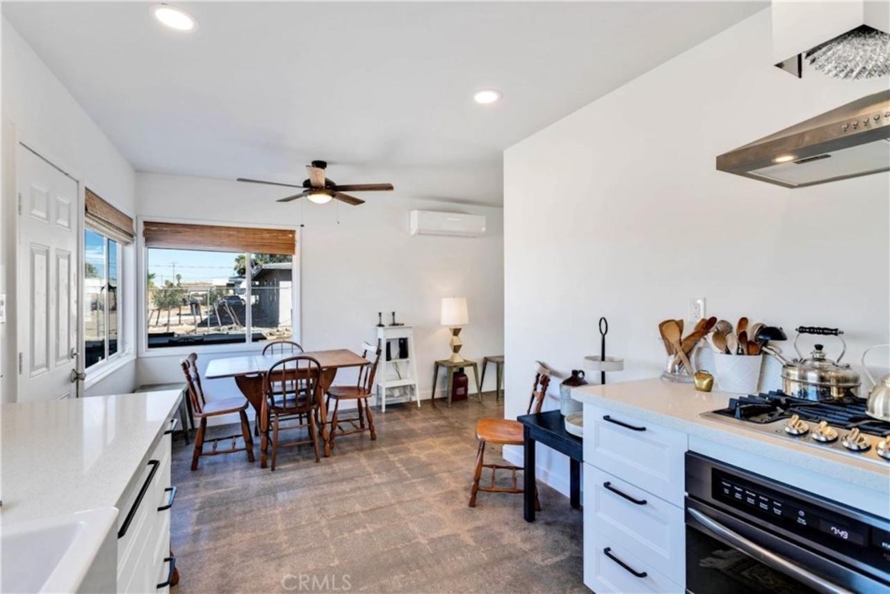 Cozy Fresh Desert Hideaway, 5 Mins To Joshua Tree Twentynine Palms Exteriör bild